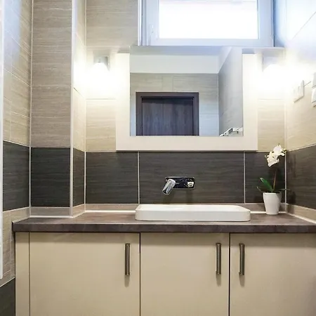 Apartmán Beautiful In W/ Wifi, 2 Bedrooms And Sauna *