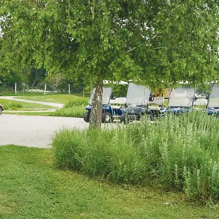 Apartment Beautiful In W/ Wifi, 2 Bedrooms And Sauna