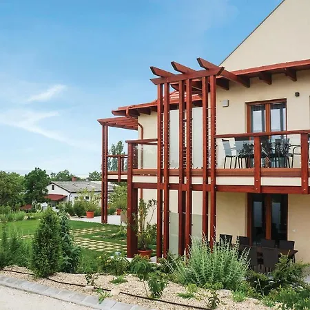 Apartment Beautiful In W/ Wifi, 2 Bedrooms And Sauna